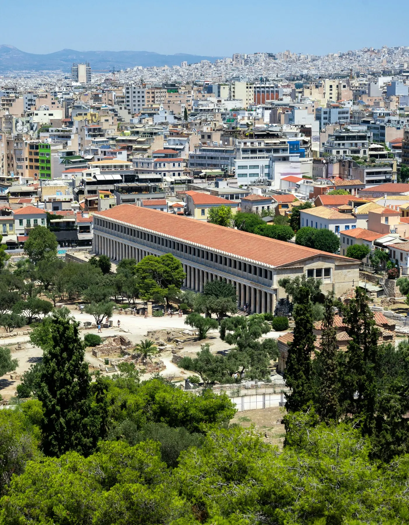 A sweeping view across Athens’ rooftops and historic center